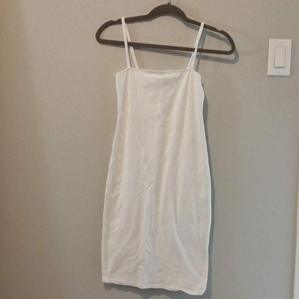 White bodycon dress